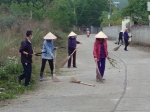 NỮ BÍ THƯ CHI BỘ KHU PHỐ GƯƠNG MẪU, TRÁCH NHIỆM, SÂU SÁT NHÂN DÂN.